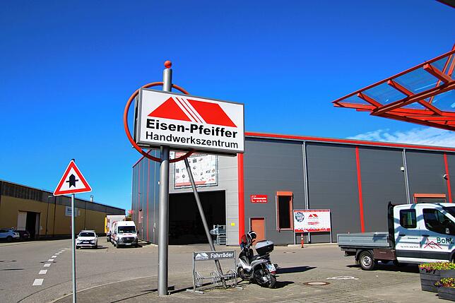 Die Carl Pfeiffer GmbH & Co. KG ist ein echtes Stockacher Traditionsunternehmen, gegründet vor fast 200 Jahren. Heute Arbeiten dort 182 ...