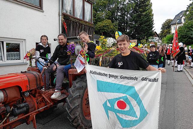 Bild 17: Erntedankfestumzug in Görwihl: Danke! Für die gute Ernte und für das schöne Wetter