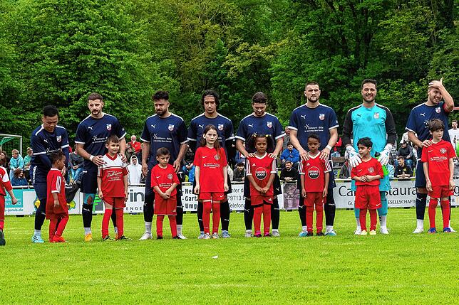 Bild 4: VfB Waldshut behält die Nerven am Elfmeterpunkt im Pokalfinale gegen FC Tiengen 08 &ndash; hier Fotos!
