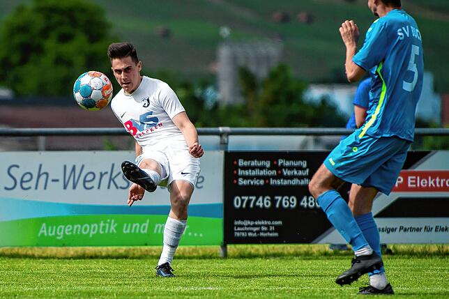 Bild 17: SV Buch düpiert den FC Erzingen und nimmt beim 2:1-Sieg die Punkte mit &ndash; und wir haben Bilder!