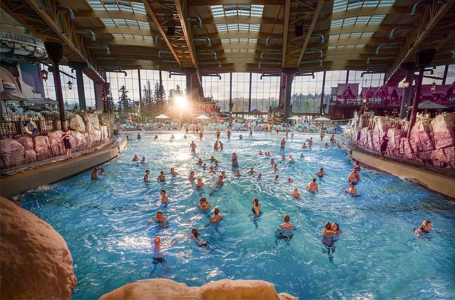 Ein Blick auf das Wellenbad.