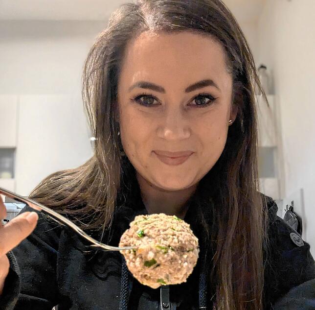 Zu vielen Weihnachtsgerichten passen Knödel.