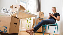 Die erste eigene Wohnung: Oftmals brauchen junge Leute eine Bürgschaft der Eltern für einen Mietvertrag.