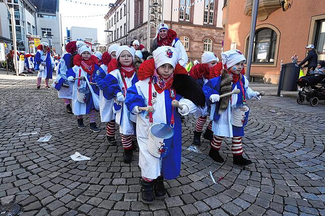 Bild 21: Gänsehautmomente beim Glonki-Umzug am Rosenmontag