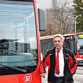 Bild 1: Wie Corona den Arbeitsalltag verändert: Busfahrer Rudi Egenhofer über stille Busse, Maskenprobleme und leere Straßen