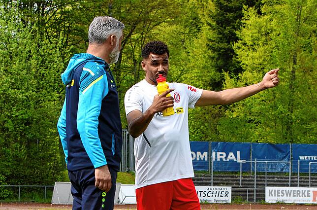 Bild 3: Die besten Bilder vom Verbandsliga-Verfolgerduell zwischen dem SC Pfullendorf und dem SV Linx!