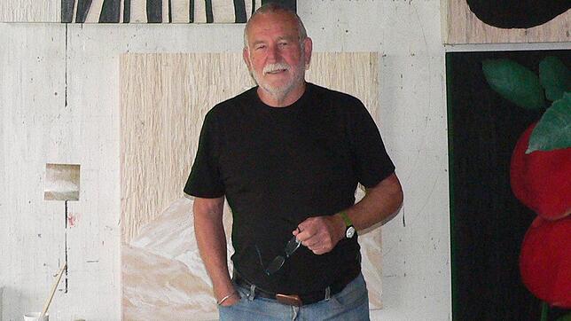 Josef Briechle in seinem Atelier in Tiengen.