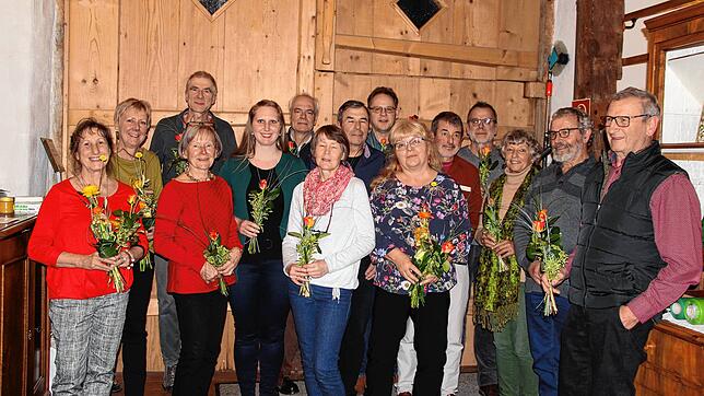 Sie leiten in den nächsten drei Jahren die Geschicke des Schwarzwaldvereins Stühlingen (von links): Veronika Keller (Vorsitzende für ...