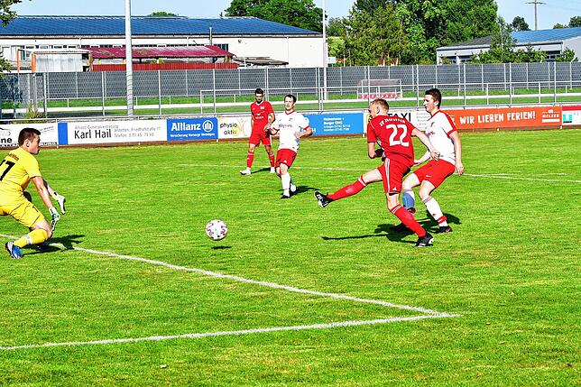 Bild 34: Und hier gibt es die Bilder vom 6:1-Heimsieg des SV Jestetten gegen den FC RW Weilheim