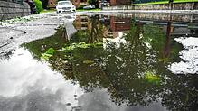 Die Hagelkörner, die am Sonntagabend in Bad Säckingen vom Himmel fielen, setzten die Habsburgerstraße unter Wasser.