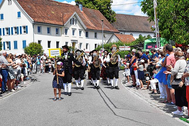 Bild 18: Beste Stimmung! Bilder zu den 54. Rosentagen Nöggenschwiel