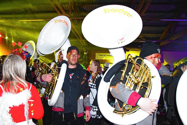 Bild 9: Spektakuläre Party in Nöggenschwiel: Die besten Bilder vom Guggenmusik-Event 2025