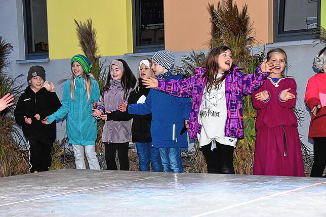 Bild 7: Martinsmarkt der Eigeltinger Schule