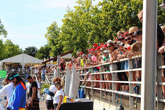 Bild 11: Die besten Bilder vom Drachenboot-Cup beim Seehasenfest (1)