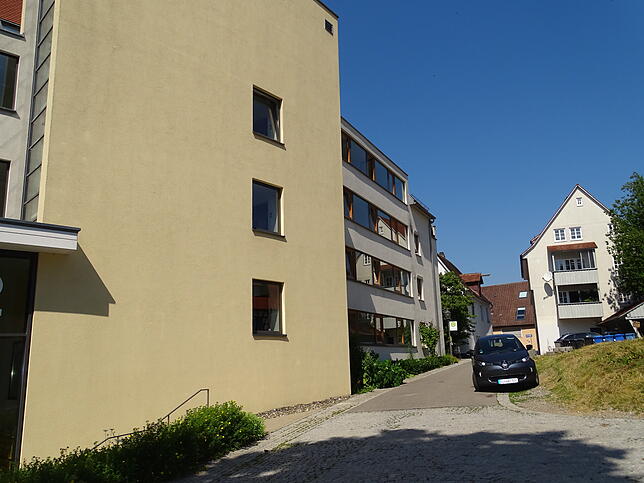 Die Gesellschaft für Siedlung und Wohnungsbau baute am Gaisbühl eine Seniorenresidenz, die 2005 eröffnet wurde. 1973 war an dieser ...