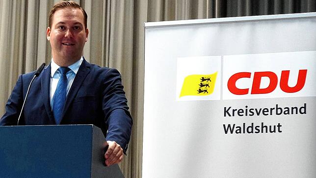 Felix Schreiner ist beim CDU-Kreisparteitag in seinem Amt als Vorsitzender bestätigt worden.