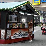 Die Schlemmerhütte vor dem Edeka Baur in der Reichenaustraße.