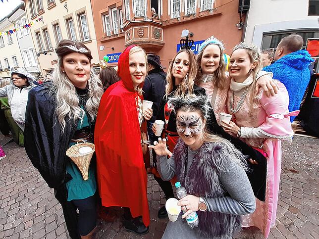 Bild 20: So bunt ist die Hoorige Mess&lsquo; in Tiengen