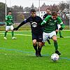 Marcel Braeuer (links) schoss da 1:0 für den FC Bräunlingen beim 3:0 gegen die SG Riedöschingen/Hondingen (Sebastian Sauter).