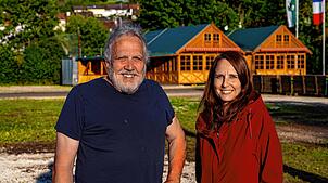 Die Organisatoren des Brigachtaler Dorffestes, Thomas Huber und Nicole Käding. Rahel Klimpel, die Dritte im Bunde, fehlt auf diesem ...