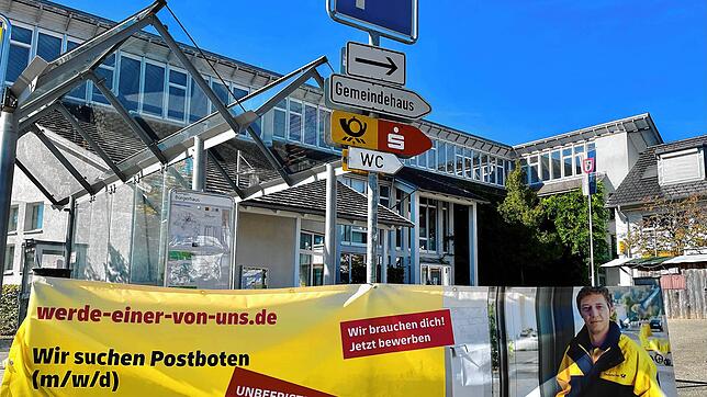 Unübersehbar wirbt die Deutsche Post vor dem Büsinger Rathaus mit einem grossen Werbebanner um Zusteller. Im südlichen Hegau weitet sich ...