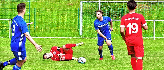 Bild 41: SV Karsau gewinnt Kellerderby mit 2:1 gegen FC Wallbach – und wir haben Fotos!