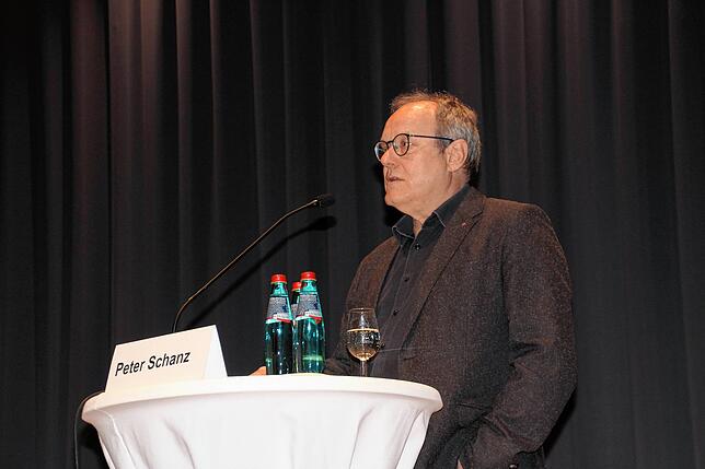 Peter Schanz (60) sitzt seit 19 Jahren für die Grünen im Gemeinderat und leitet ein Architekturbüro.