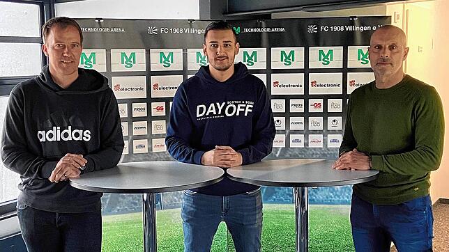 FC 08-Cheftrainer Marcel Yahyaijan (Mitte) freut sich über die Komplettierung seines Coaching-Teams mit Co-Trainer Matthias Uhing ...