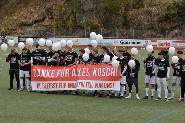 Bild 2: VfB Waldshut gewinnt emotional geprägtes Spiel mit 4:0 beim FC Schönau &ndash; und wir haben Bilder!