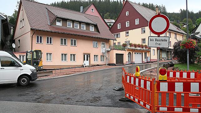 Die Arbeiten in der Krankenhausstraße gehen voran. Das neu definierte Ziel für den Stand vor der Winterpause ist fast erreicht. Das Bild ...