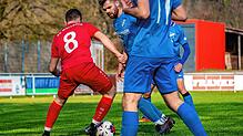 Bild : TuS Efringen-Kirchen gelingt ein 3:1 im Abstiegskampf beim FC Wallbach &ndash; und wir haben Bilder!