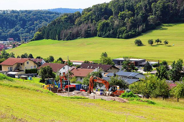 Wohnen: Dass sich viele Einwohner in der &bdquo;Gemeinde mit Charme&ldquo; wohl fühlen, zeigt die stetig steigende Nachfrage nach ...
