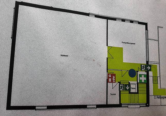 Der Fluchtplan des Obergeschosses weist schon seit Jahren das Museum aus, das es noch gar nicht gibt.