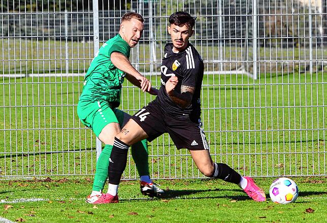 Bild 1: Spannendes, torreiches Duell zwischen TSV Aach-Linz und SV Mühlhausen. Wir haben die besten Bilder!
