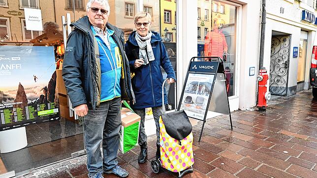 Hansjörg und Eva Kuhn aus Full kaufen regelmäßig auf der Kaiserstraße in Waldshut ein &ndash; auch zu Weihnachten.