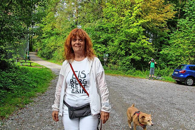 Andrea Graf-Hess aus Kluftern läuft zusammen mit ihrer Hündin Nelli die 8,9 Kilometer lange Strecke zum ersten Mal. Vielleicht will sie ...