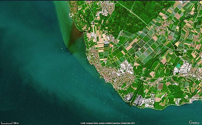Bild 1: Hochwasser am Bodensee und Rhein -  So sieht das Hochwasser aus dem All aus