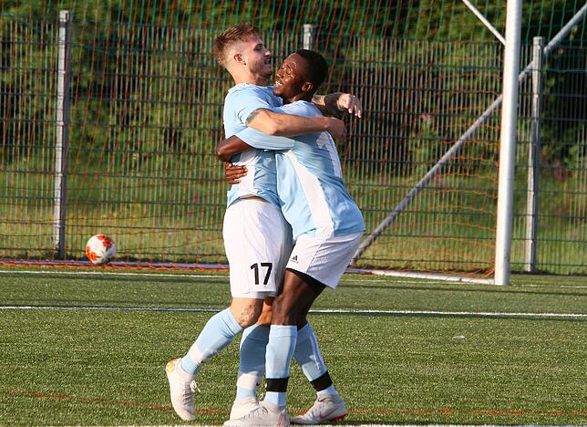 Bild 10: FC Tiengen 08 feiert 5:2-Pokalsieg beim SV Obersäckingen &ndash; und wir haben Bilder!