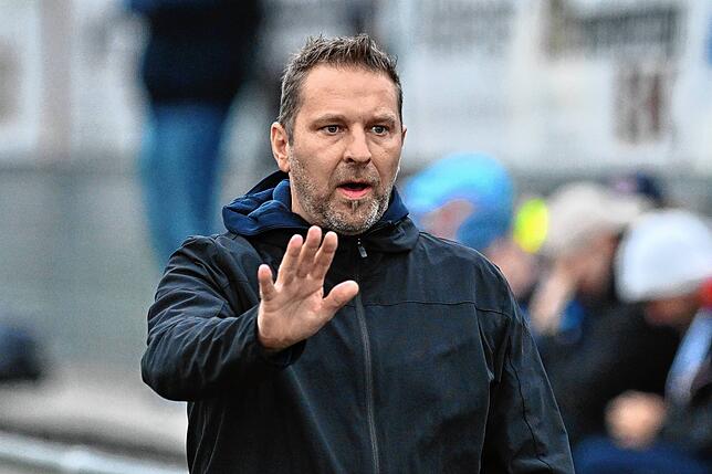 Bild 9: FC Schlüchttal unterliegt mit 1:2 beim TuS Efringen-Kirchen &ndash; und wir haben Bilder!
