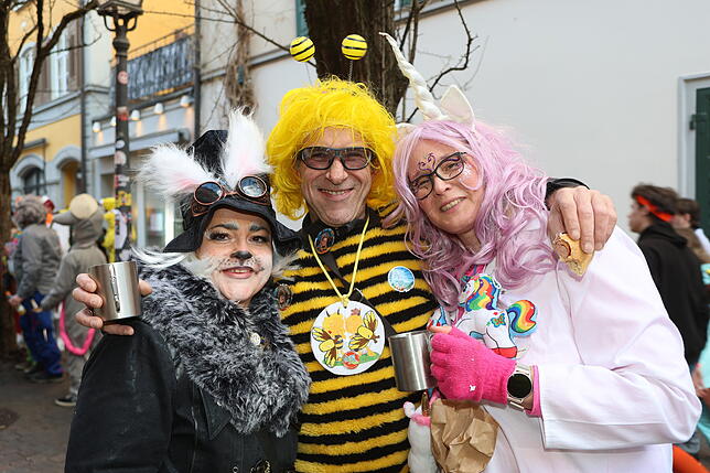 Bild 14: Konstanzer Straßenfasnacht 2025: Wenn die Altstadt zur Partyzone wird - Hier die schönsten Bilder!