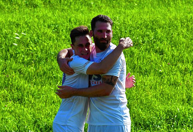 Bild 37: FC Erzingen bezwingt den FC Wallbach deutlich &ndash; und wir haben die Bilder!