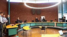 Im Konstanzer Landgericht fällt das Gericht am Dienstag das Urteil gegen den Angeklagten Marcel K. (links).