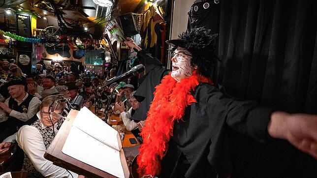 Bild 2: Ein Rheinländer in der Fasnet: Hier wird das verhärtete Narren-Herz des Skeptikers ganz weich