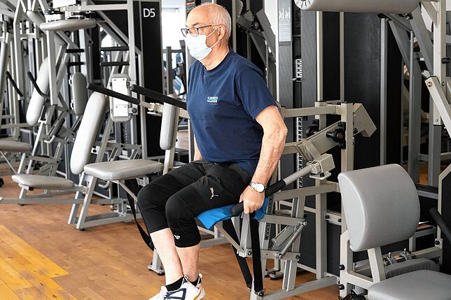 Martin Reiser trainiert seit zwei Jahren regelmäßig im Fitnessstudio, zwei Mal die Woche kommt er normalerweise her – das war in ...