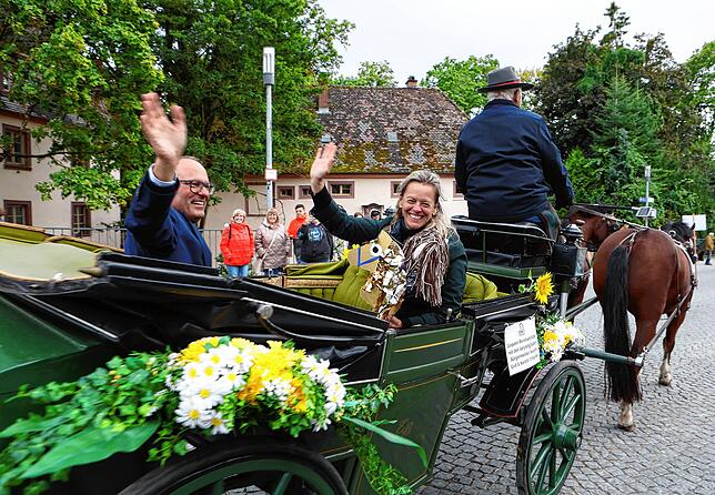 Bild 15: Reitturnier mit fulminantem Start