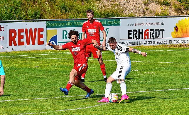 Bild 8: VfR Bad Bellingen besiegt SV 08 Laufenburg II &ndash; und wir haben Bilder!