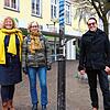 Freuen sich über die neuen Zigarettensammelbehälter (von links): Eva-Maria Beller und Susann Göhler-Krekosch vom Präventionsrat sowie ...