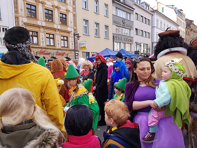 Bild 20: Die schönsten Bilder und Videos von der SÜDKURIER-Fasnacht auf der Marktstätte! Ho Narro!