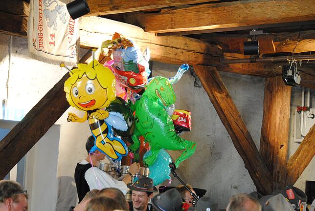 Bild 14: Bilder vom Gulaschessen der 551. Waldshuter Chilbi in der Stadtscheuer