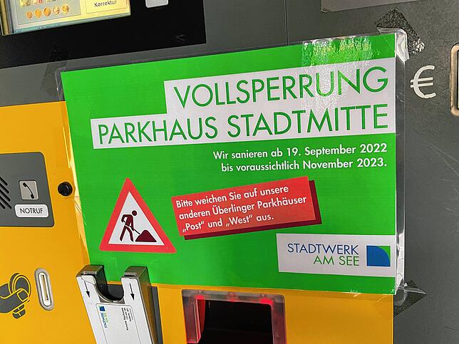 &bdquo;Bitte weichen Sie auf unsere Parkhäuser Post und West aus&ldquo;, empfiehlt das Stadtwerk seit einigen Tagen. Dies gilt auch für ...